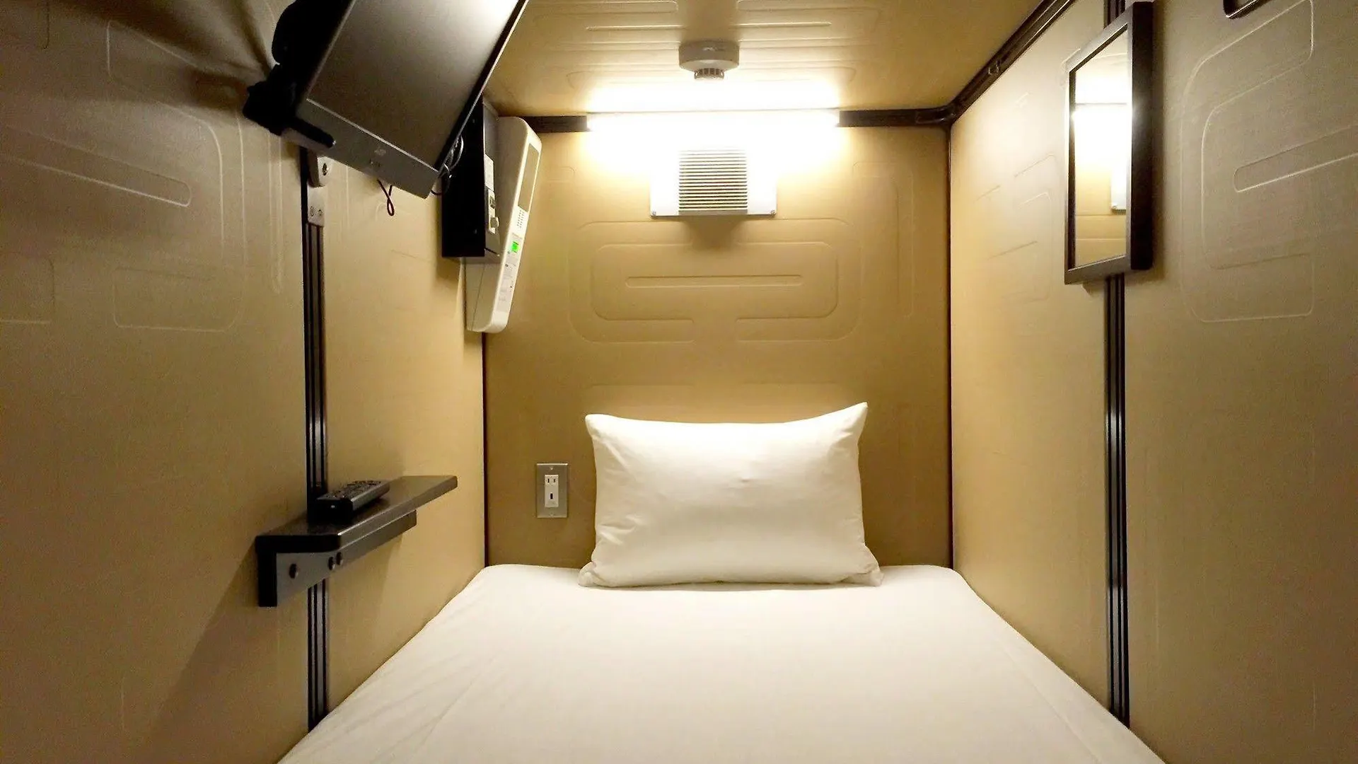 Kapselhotell Tokyo Ariake Bay Hotel